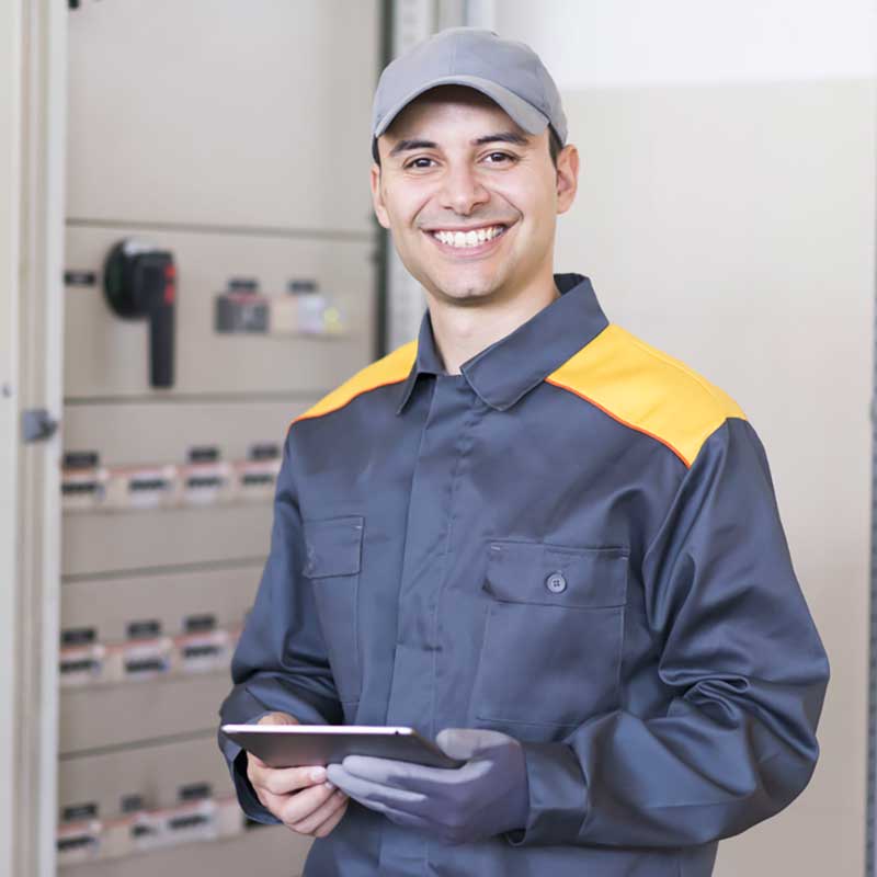 friendly-alarm-system-technician Friendly Alarm System Technician